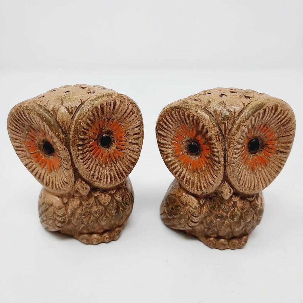 Vintage Ceramic Owl Salt and Pepper Tan Shakers Farmhouse Country